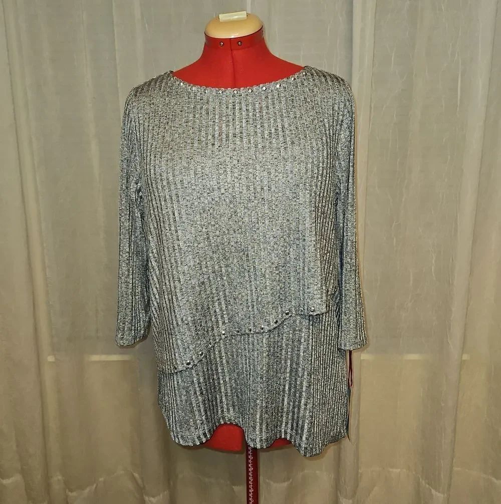 Ruby Rd. Platinm Sparkle Ribbed Layered Tunic Top